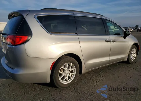 2020 Chrysler Voyager Lxi from USA, damaged, VIN 2C4RC1DGXLR163812